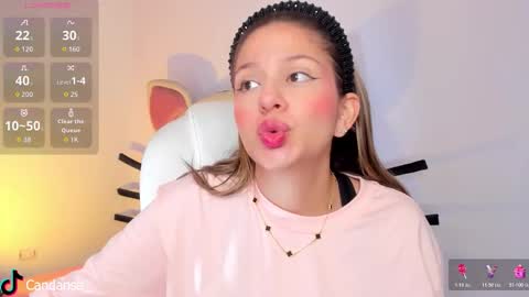 Candase online show from 12/05/25, 12:03