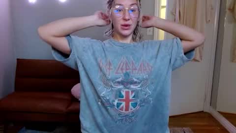 MissCandiJones online show from 11/14/25, 05:33