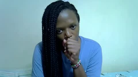 candiemaya online show from 02/09/26, 08:40