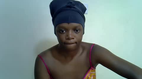 candiemaya online show from 04/18/26, 09:46