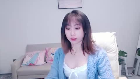 Snapshot of candy8998 chatting on 02/21/25, 10:26 candy8998 online show from 02/21/25, 10:26