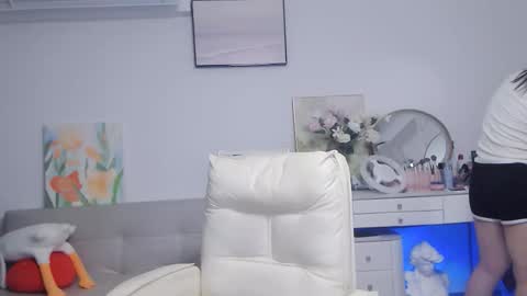 Snapshot of candy8998 chatting on 10/01/25, 10:38 candy8998 online show from 10/01/25, 10:38