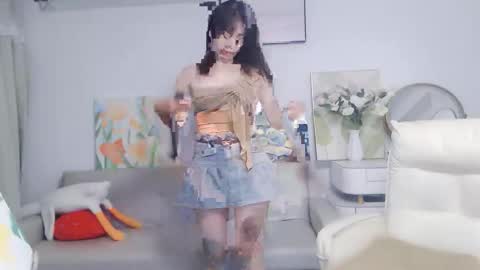 Snapshot of candy8998 chatting on 10/16/25, 10:33 candy8998 online show from 10/16/25, 10:33