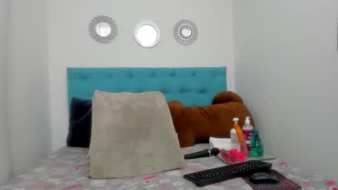 candy_big_tits18 online show from 11/19/25, 11:38