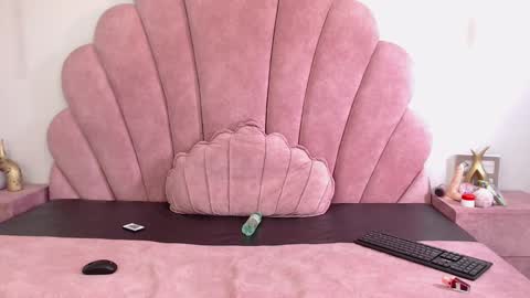 candy_bony online show from 01/21/25, 06:02