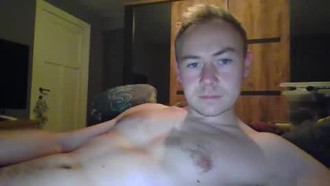 candy_boy_xoxo online show from 10/21/25, 04:08