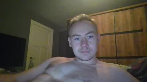 candy_boy_xoxo online show from 11/19/25, 05:35