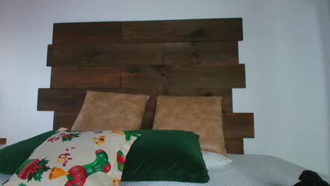 Jolie online show from 11/25/25, 11:27