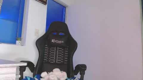 candy_giuliana21 online show from 04/09/26, 01:38