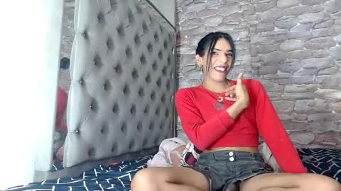 candy_hot_trans online show from 09/17/25, 06:53