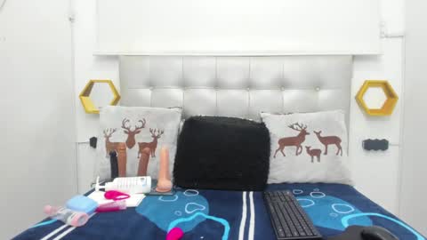 Snapshot of candy_hotsexxxx chatting on 12/07/24, 02:53 candy_hotsexxxx online show from 12/07/24, 02:53