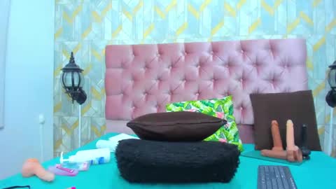 Snapshot of candy_hotsexxxx chatting on 02/10/25, 04:52 candy_hotsexxxx online show from 02/10/25, 04:52