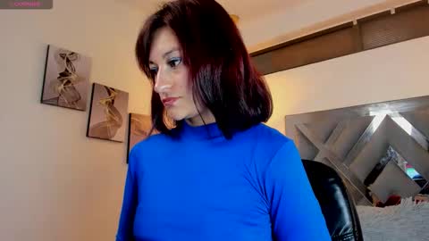Candy hot online show from 10/06/25, 09:01