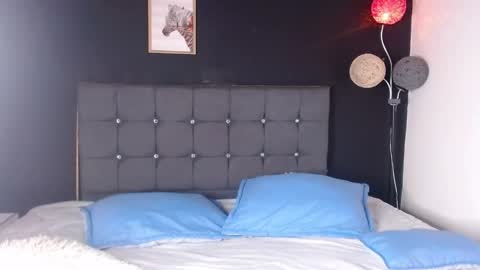 Candy online show from 09/09/25, 09:03