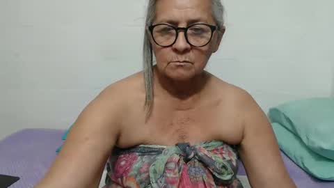 candy online show from 09/22/25, 10:56