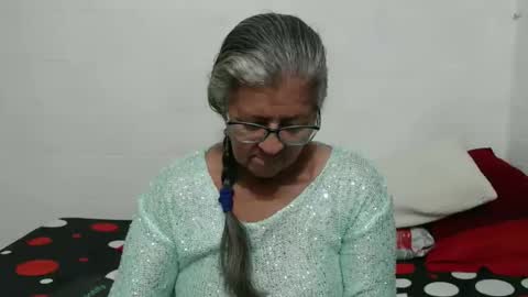 candy online show from 11/30/25, 12:25