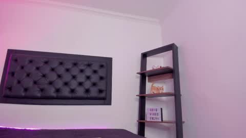 Candy online show from 09/23/25, 02:53