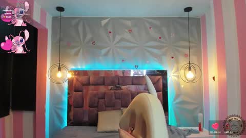 Snapshot of candy_morgan412 chatting on 01/04/25, 11:11 Ania online show from 01/04/25, 11:11