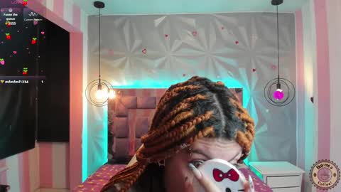 Snapshot of candy_morgan412 chatting on 01/17/25, 11:17 Ania online show from 01/17/25, 11:17