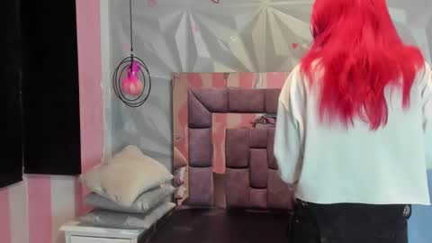 Snapshot of candy_morgan412 chatting on 02/06/25, 10:59 Ania online show from 02/06/25, 10:59