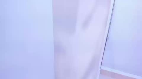 Candy  online show from 09/10/25, 04:01