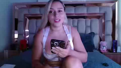 samantha online show from 09/16/25, 10:55