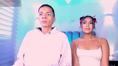  and MarilynHot online show from 10/19/25, 09:04