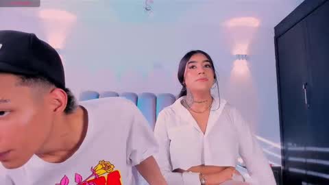  and MarilynHot online show from 11/17/25, 09:09