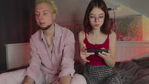 Snapshot of candybeee chatting on 11/01/25, 02:41 candybeee online show from 11/01/25, 02:41