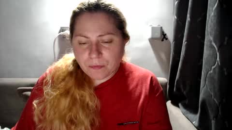 Laura online show from 02/22/25, 10:42