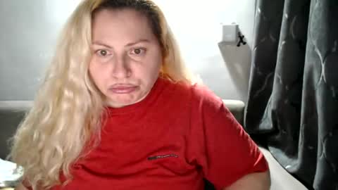 Laura online show from 02/23/25, 01:46