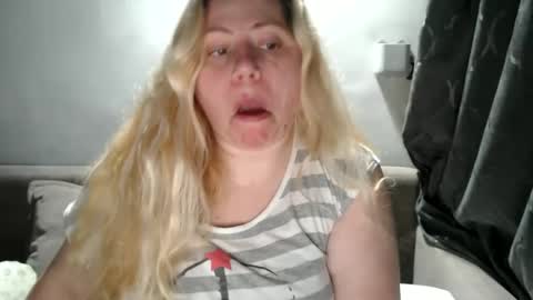 Laura online show from 03/03/25, 05:07