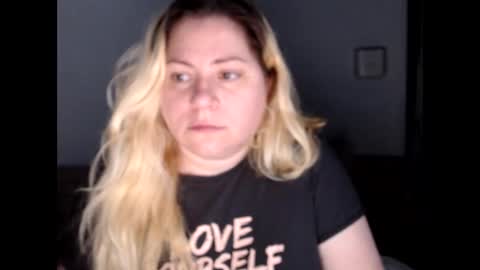 Laura online show from 09/09/25, 09:53