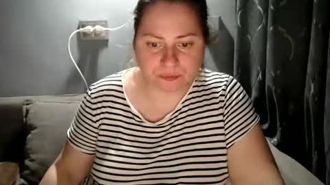 Laura online show from 09/17/25, 06:20