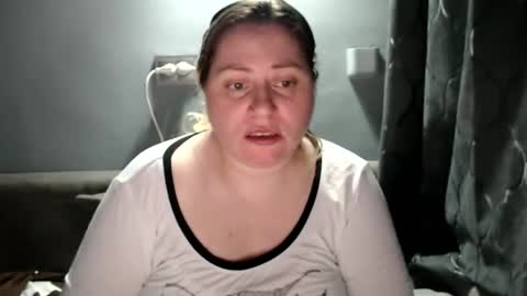 Laura online show from 11/14/25, 05:55