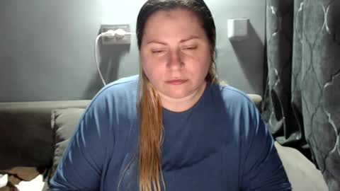 Laura online show from 12/20/25, 09:22