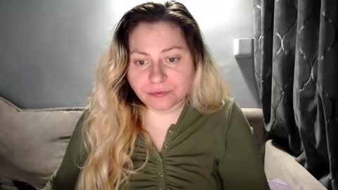 Laura online show from 02/18/26, 05:31