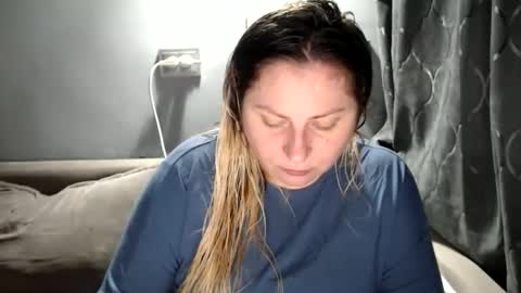 Laura online show from 04/04/26, 08:17