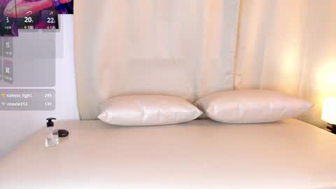 Snapshot of candycuckol chatting on 01/26/25, 01:09 Candy online show from 01/26/25, 01:09