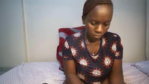 Snapshot of candycurly_ chatting on 02/11/25, 11:33 candycurly_ online show from 02/11/25, 11:33