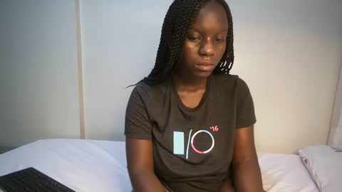 Snapshot of candycurly_ chatting on 02/24/25, 03:23 candycurly_ online show from 02/24/25, 03:23