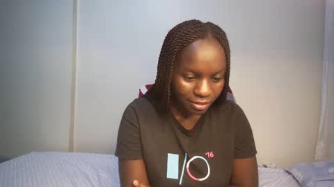 Snapshot of candycurly_ chatting on 02/28/25, 10:17 candycurly_ online show from 02/28/25, 10:17