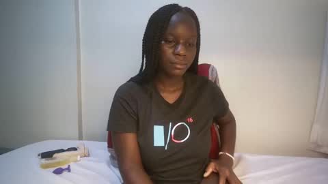 Snapshot of candycurly_ chatting on 03/05/25, 11:49 candycurly_ online show from 03/05/25, 11:49