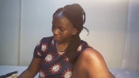 Snapshot of candycurly_ chatting on 03/09/25, 02:18 candycurly_ online show from 03/09/25, 02:18