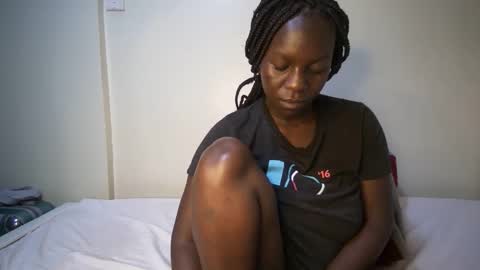 Snapshot of candycurly_ chatting on 09/14/25, 01:38 candycurly_ online show from 09/14/25, 01:38