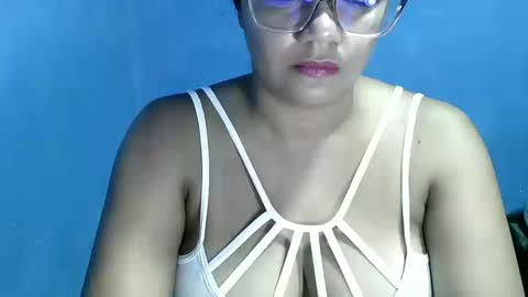 candyflowerlub online show from 10/18/25, 08:53