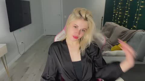 You can call me HH online show from 03/20/26, 07:19