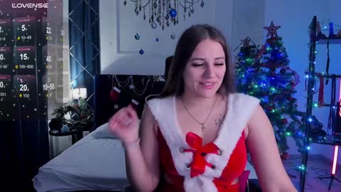 Snapshot of candykimmy chatting on 12/23/24, 12:57 Sofia online show from 12/23/24, 12:57