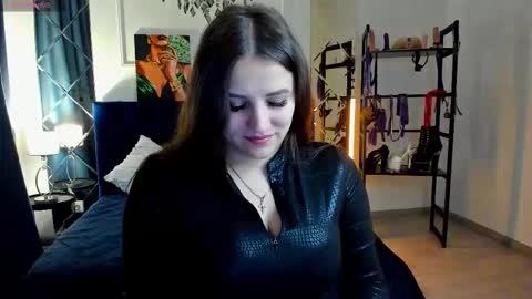 Snapshot of candykimmy chatting on 11/05/25, 12:32 Sofia online show from 11/05/25, 12:32