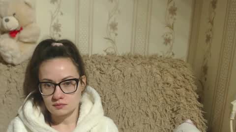 say meow and send tips  online show from 02/16/25, 11:16